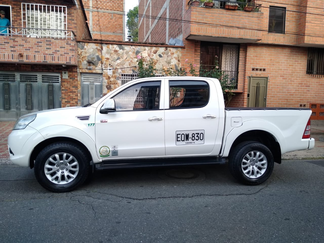 Turiscar Camionetas Doble Cabina